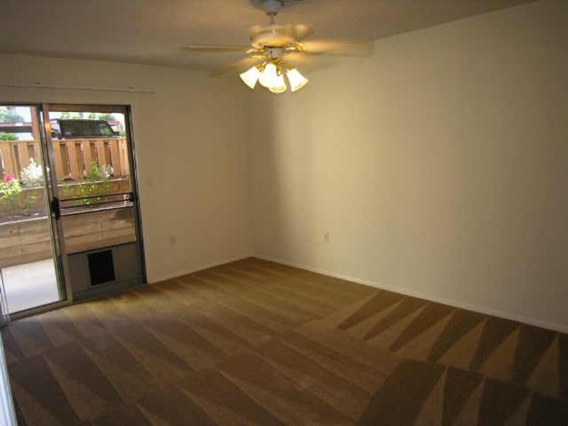Foto principal - Nice 2 bedroom 2 bath in Mesa!