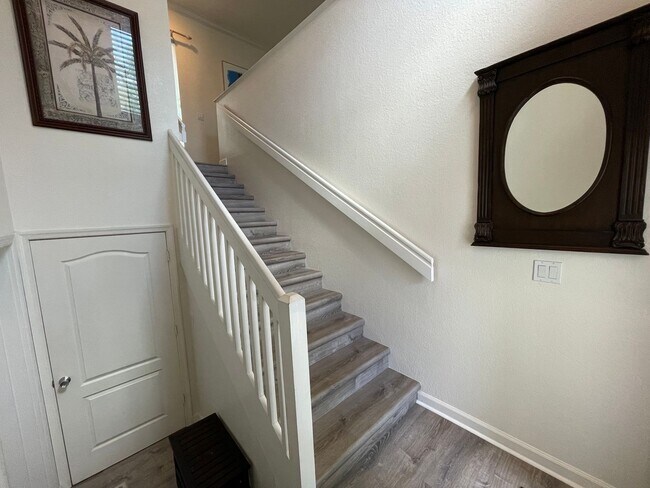 Foto del edificio - 2377 Ravenna Blvd