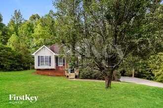 Building Photo - 268 Yellowstone Dr