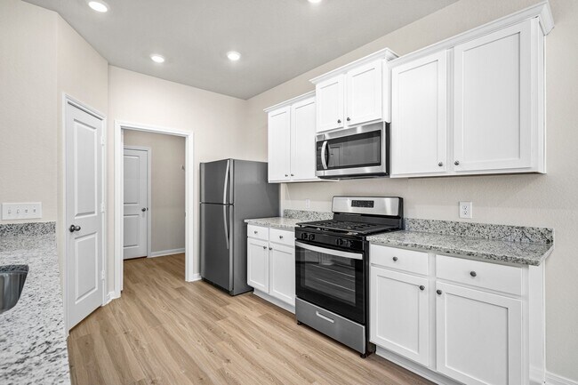 Foto del edificio - 329 Tejas Trl