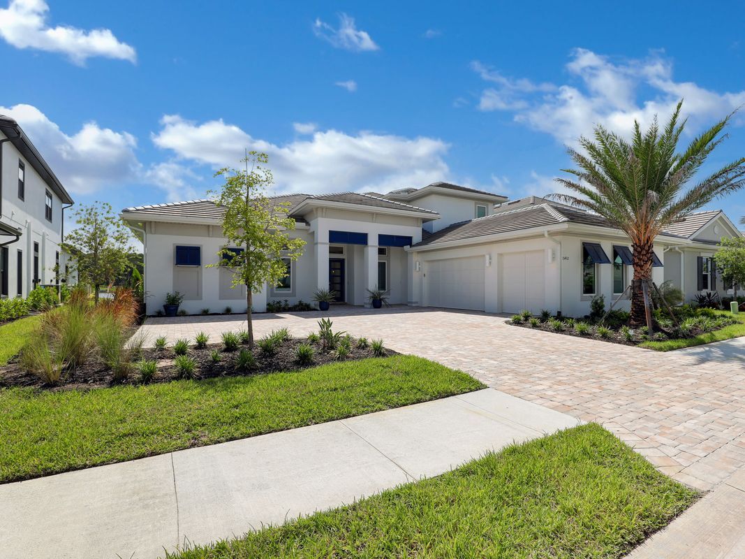 Foto principal - 15432 Turin Dr