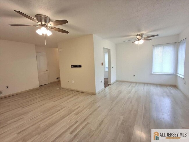 Foto del edificio - 9 Chatham Square