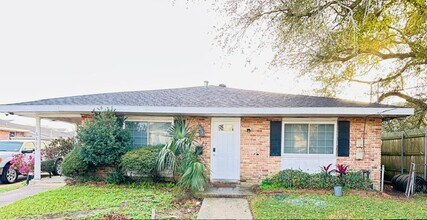 Building Photo - 1222 Jourdan Ave