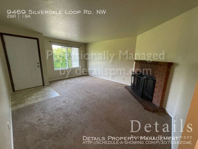 Foto del edificio - 9469 Silverdale Loop Rd NW