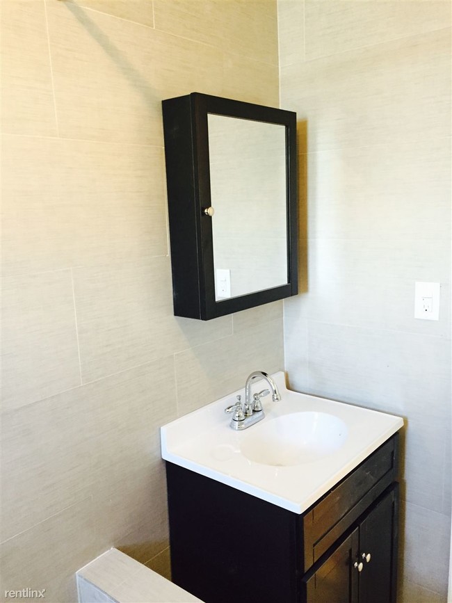 Building Photo - 2 br, 1 bath Apartment - 763 Eastern Pkwy