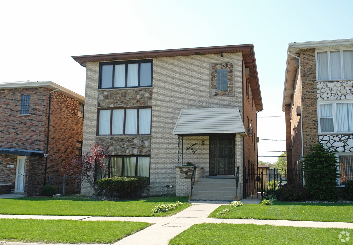 Foto principal - 1705 Memorial Dr