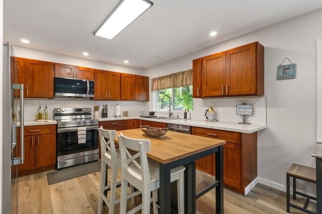 Building Photo - 930 Maunawili Cir