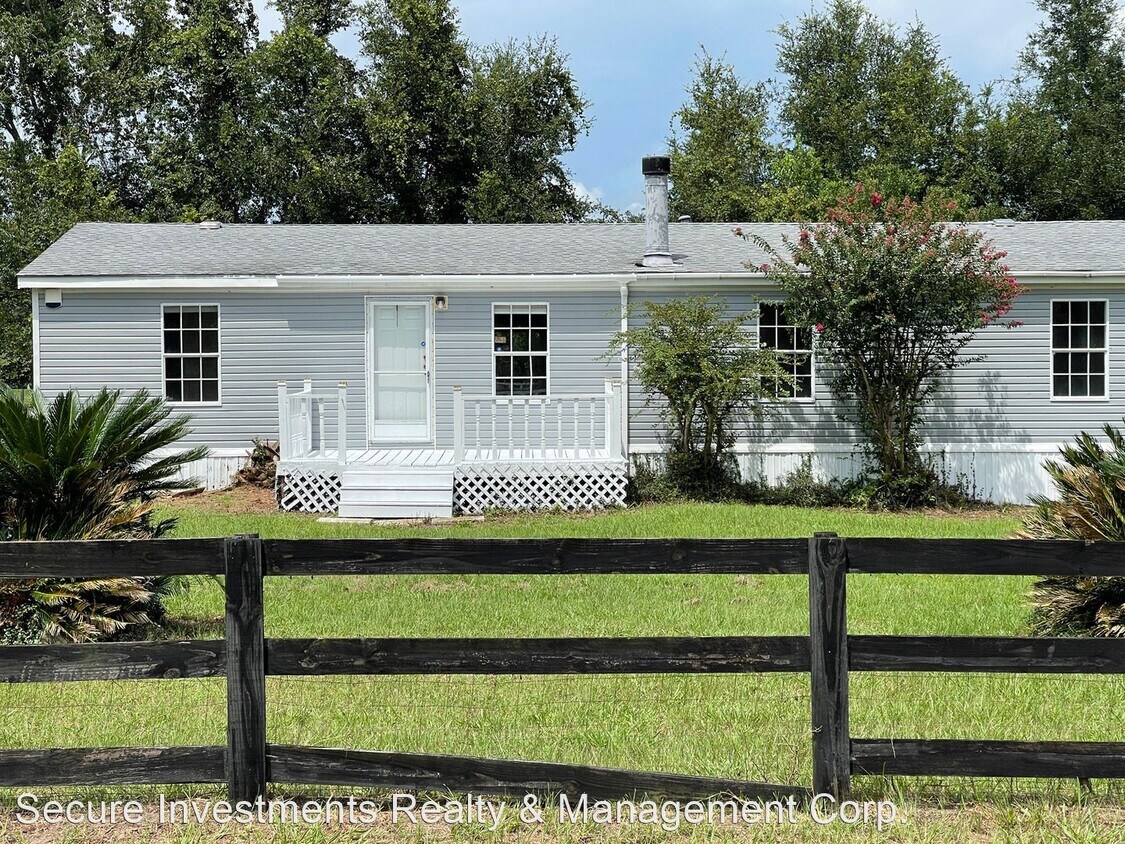 8310 SW 137th Ave, Archer, FL 32618 House Rental in Archer, FL