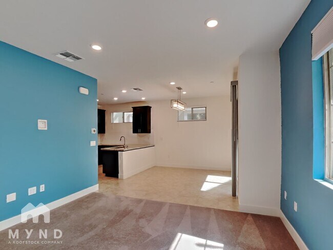 Building Photo - 8848 Solo Wy