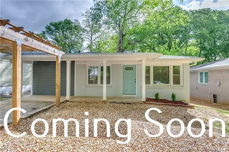 Photo - 713 Church St NW