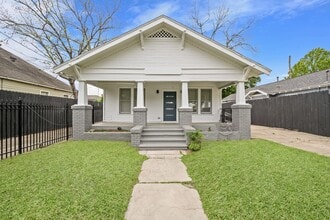 Building Photo - 114 Redan St