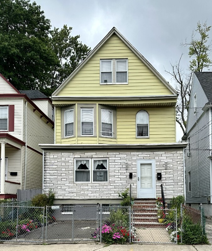 43 St Paul Ave Unit 1, Newark, NJ 07106 Room for Rent in Newark, NJ