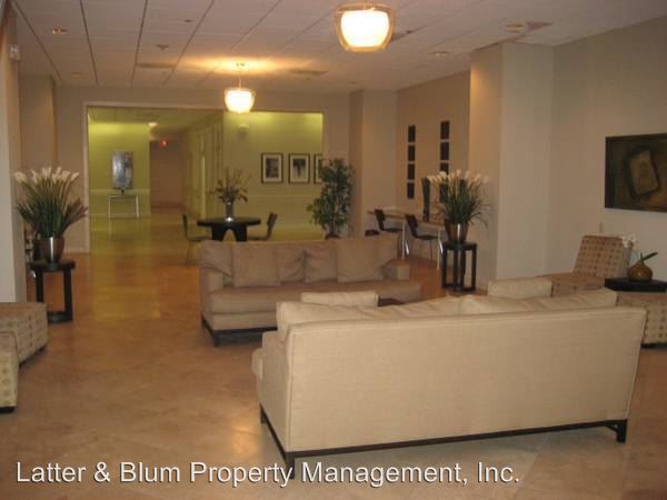 Fotografía del edificio - 1205 Saint Charles Ave