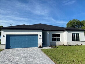 Building Photo - 25377 Doredo Dr