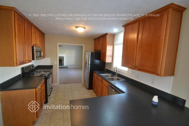 Building Photo - 1427 Webb Creek Cir