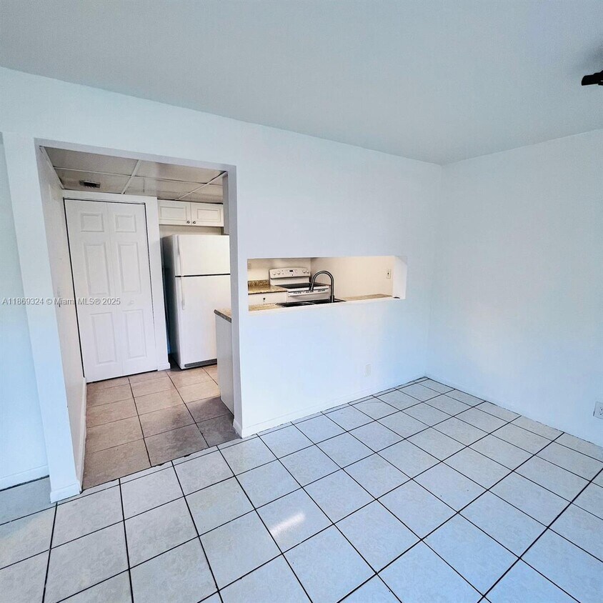 Foto principal - 5721 Blueberry Ct