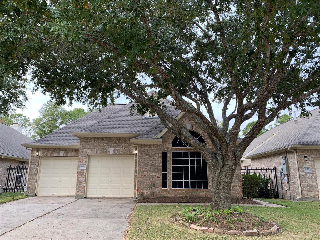Foto principal - 3823 Fordham Park Ct