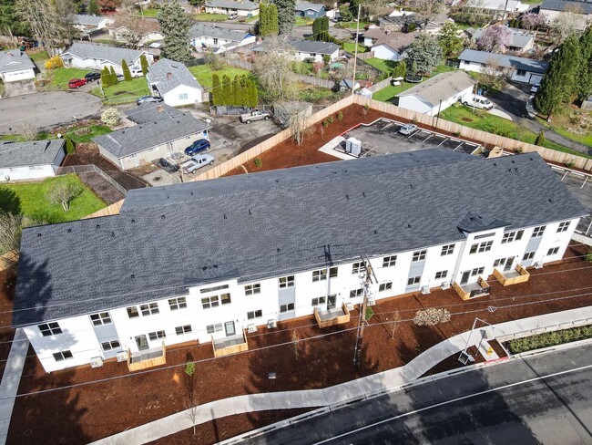 Interior Photo - Stunning 1, 2, and 3 Bedroom Apartment Hom...