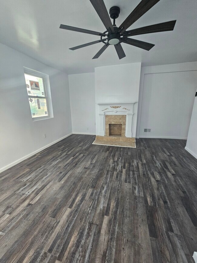 Foto del edificio - 3144 Bohem St