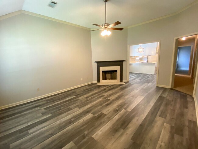 Foto del edificio - 3 bed, 2 bath in Lakeland near Stonebridge Golf Course