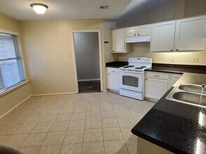 Building Photo - 17123 Forelock Way