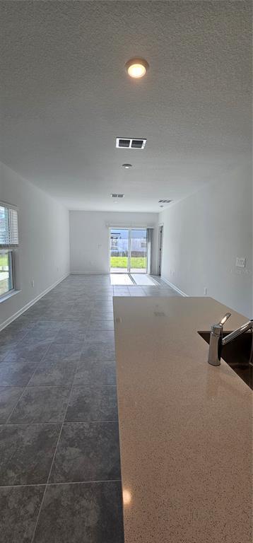 Foto del edificio - 1437 Cumberland Ave