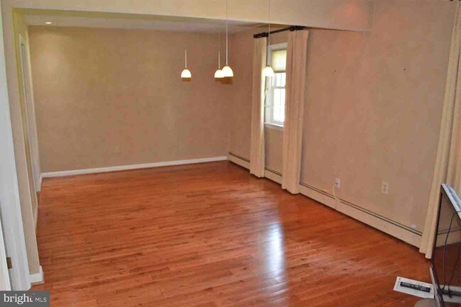 Building Photo - 2308 Back Acre Cir
