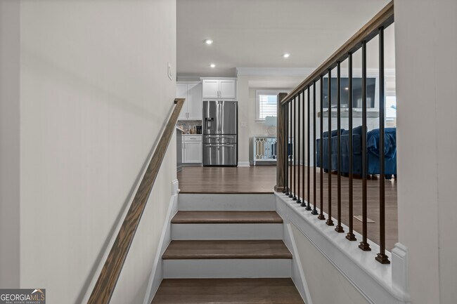 Foto del edificio - 2042 Violet Ln