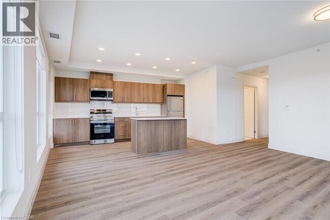 Photo du bâtiment - 1333 Weber St E