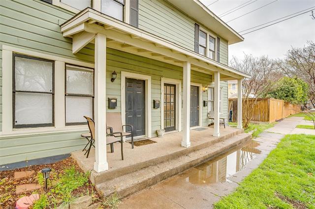 Foto principal - 815 E Berry St