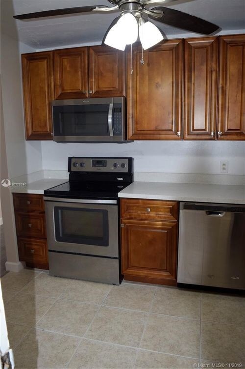 Foto del edificio - 1735 Dewey St