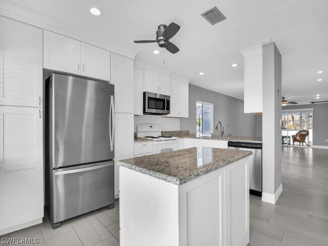 Building Photo - 309 Cape Coral Pkwy W
