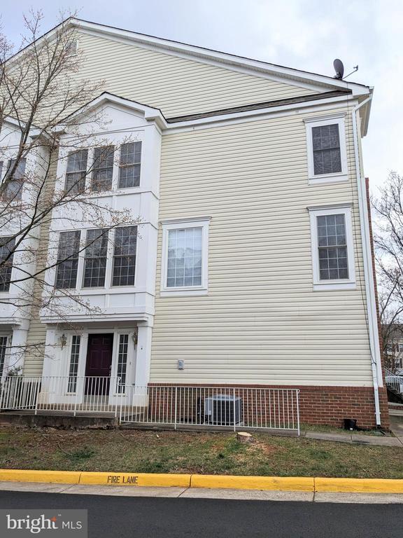 Building Photo - 46178 Cecil Terrace