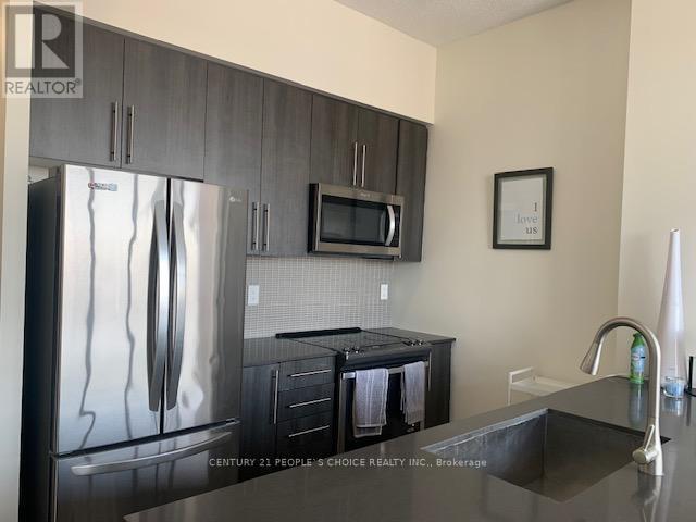 Building Photo - 510 Curran Place