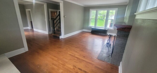 Building Photo - Duluth, MN - 4 bed - 2 bath - Single Famil...