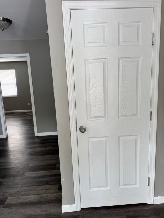 Foto del edificio - 113 Sandstone Ct