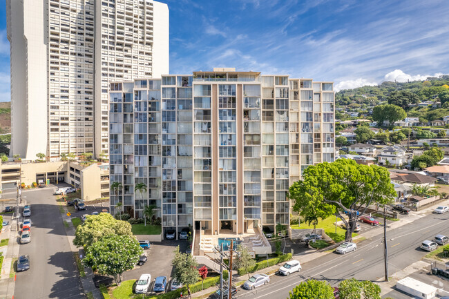 Building Photo - Hale O Kalani Towers