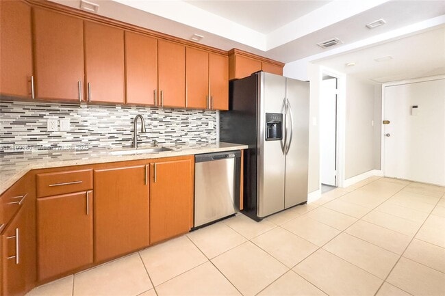 Building Photo - 601 Three Islands Boulevard