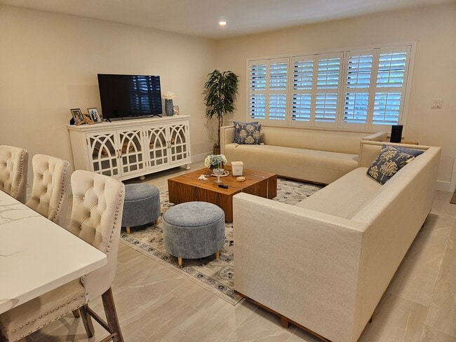 Photo - 3951 NE 17th Ave Townhome