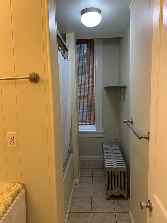 Foto del edificio - 2325 Ohio Ave