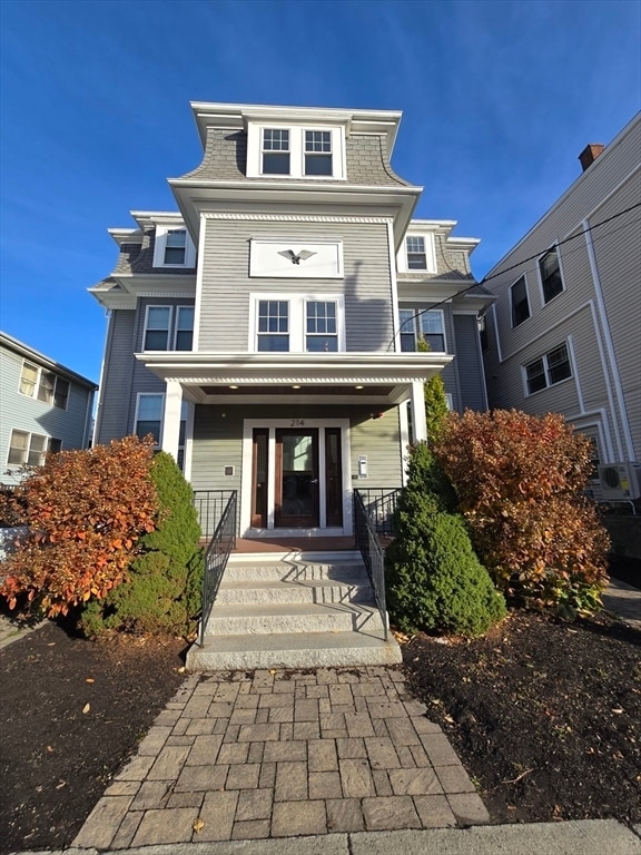 Primary Photo - 214-216-216 E Eagle St