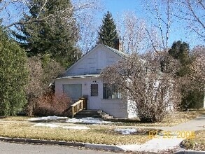 Building Photo - 1202 S 2nd St