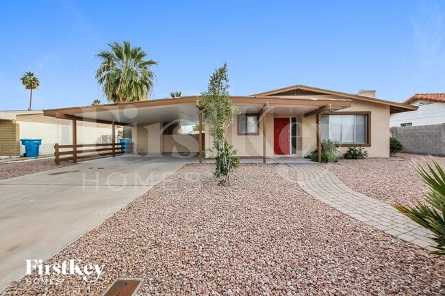 Building Photo - 4237 W Brown St