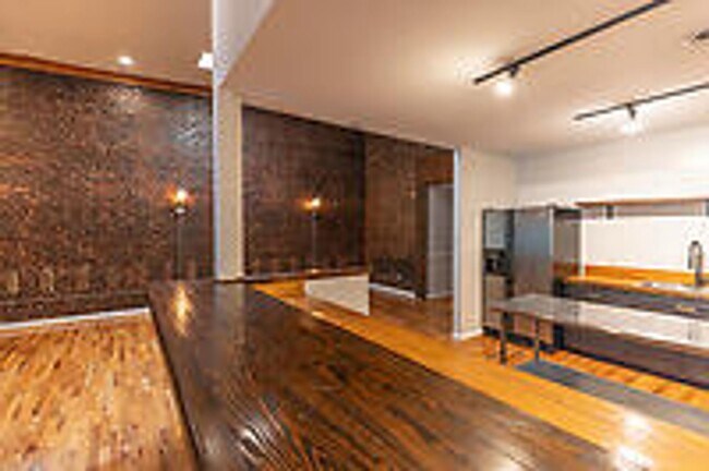 Foto del edificio - New Listing!