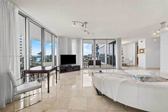 Foto del edificio - 3101 S Ocean Dr