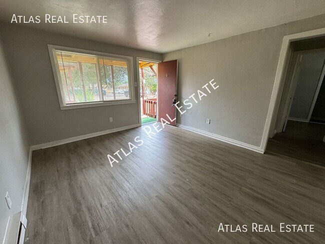 Building Photo - 2619 E Willamette Ave
