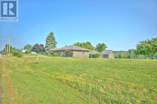 Photo du bâtiment - 298 Ridge Rd W