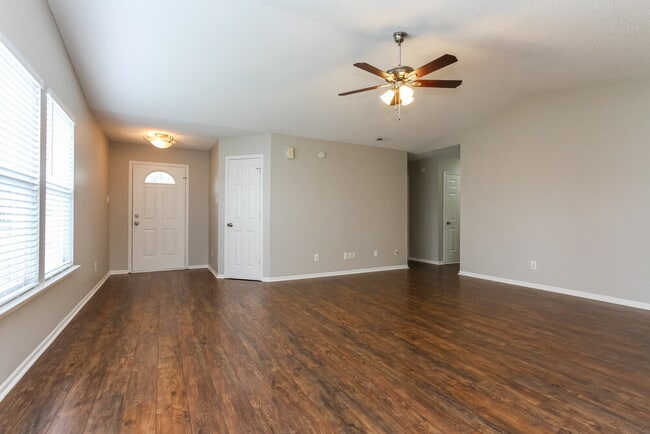 Foto del edificio - 6906 W Dover Pl