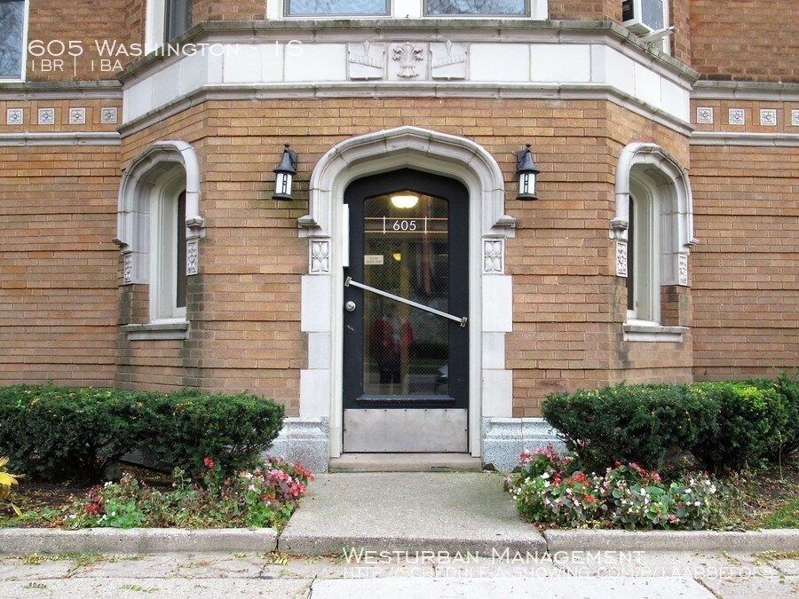 Central Oak Park! Condo for Rent in Oak Park, IL