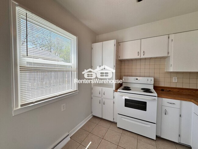Foto del edificio - 1328 E 28th St